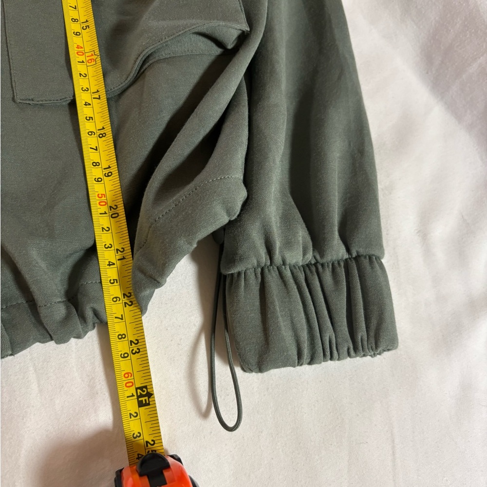 Yogalicious Sage Utility Jacket - Picture 7 of 9